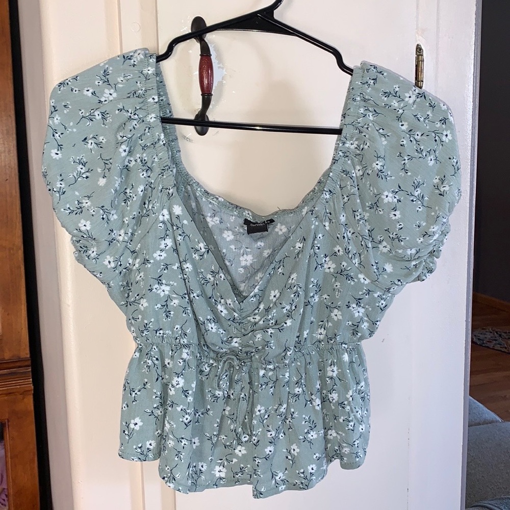 Selling this shirt from Rue 21! Need gone asap please